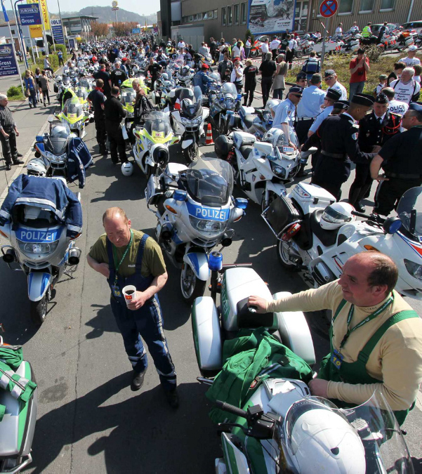 Sternfahrt%20warten%20auf%20abfahrt%20Mail